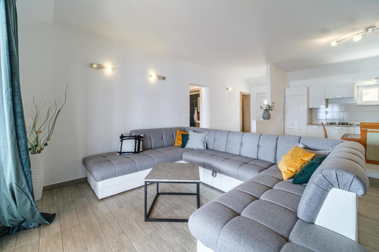 Rooms Plaza Divuje Murvica  Esterno foto