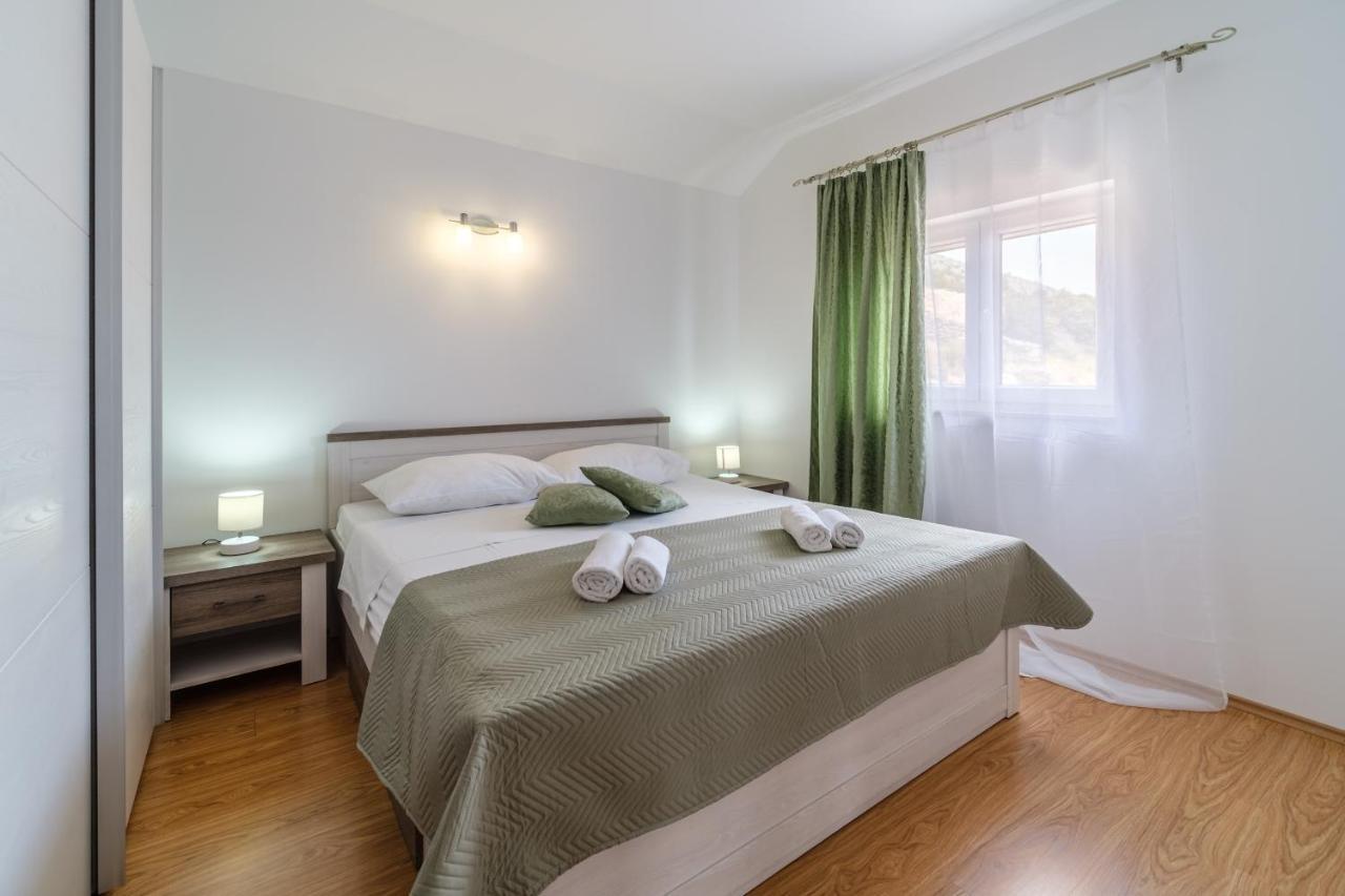 Rooms Plaza Divuje Murvica  Esterno foto